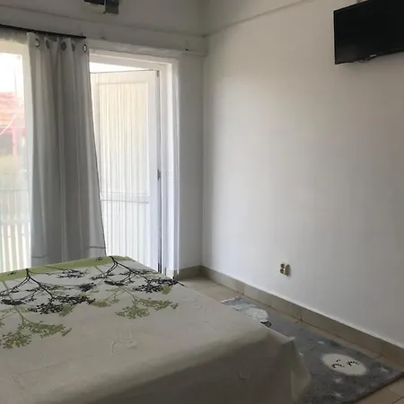 Pensiunea Scoika Steaguri *